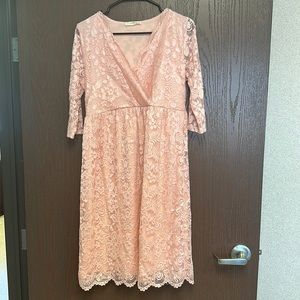 Lace pink dress